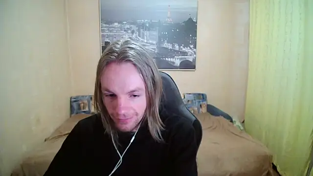 Pertunjukan Kamera Web AdamDickens