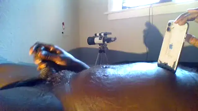 JezOne555 élő XXX-chatje