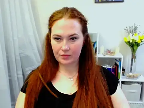 Lady_Tiana: онлайн-секс-чат