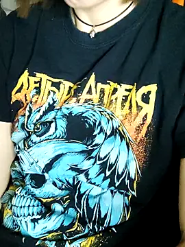 XXX chat uživo modela Aashikalaa