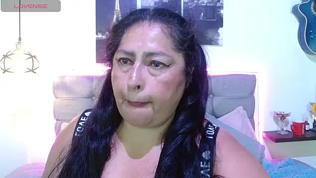 Keyla01_: απευθείας συνομιλία ΧΧΧ