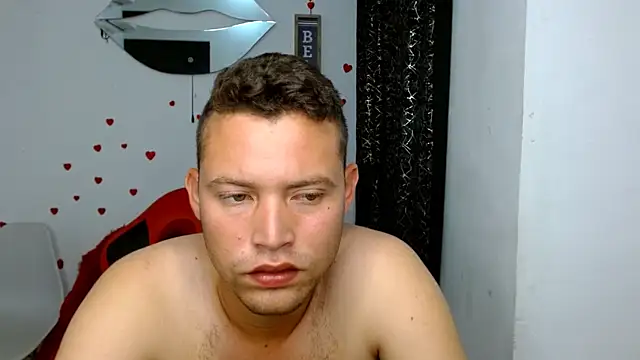 sven_fox723 Adlı Modelin Web Kamerası Şovu