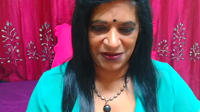 INDIANFUSION – Live XXX-chat