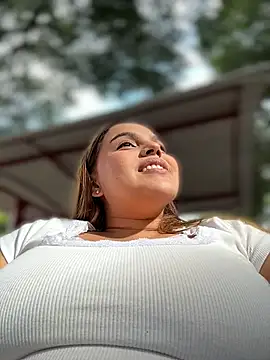 Colibri_xxx Chat XXX live