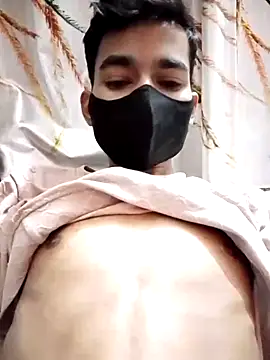 Show modela femboy2550 na web-kameri