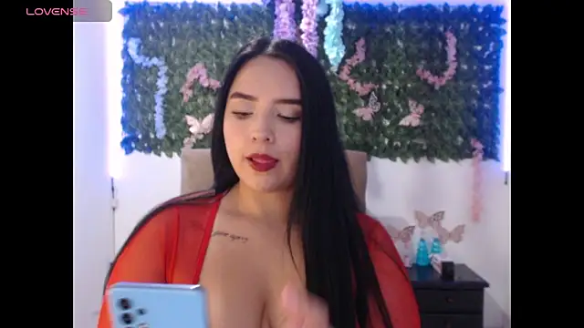 adara_cute_69's Live XXX Chat