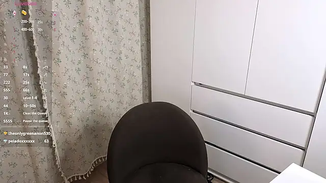 Chatroom XXX en direct de mila_skaya