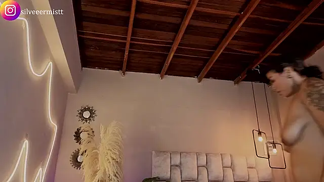 Silvermistt: онлай н-секс-чат