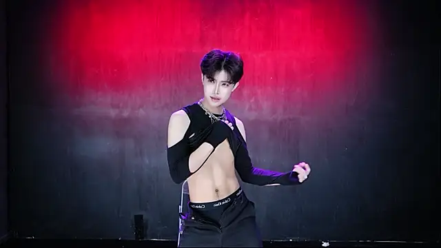 Queen-Vibe: απευθείας συνομιλία ΧΧΧ