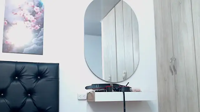 Chatroom XXX en direct de pinky_f00x