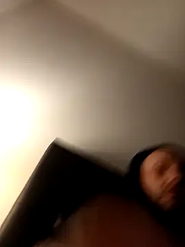 Chat XXX en directo de Guitccch