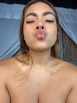 MayaMoanXXX: απευθείας συνομιλία ΧΧΧ