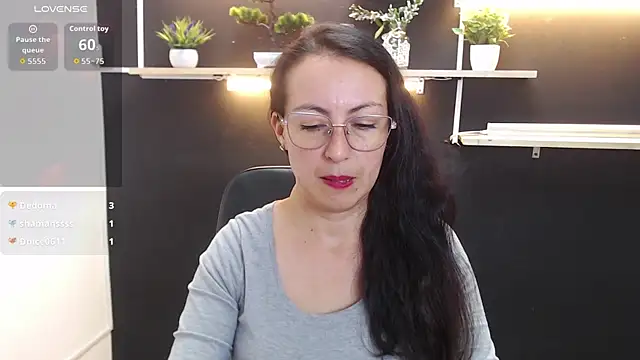 Lauryn_Jones' Live XXX Chat