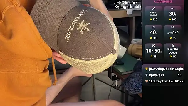 Gingerxl8's Webcam Show