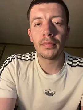 gb7572 Live XXX-Chat