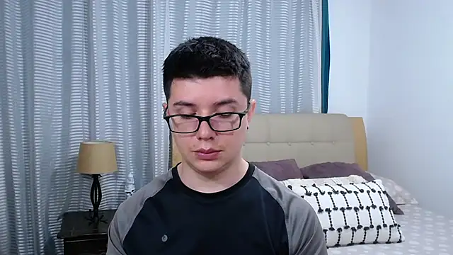 BlackFoXXX69 Live XXX-Chat