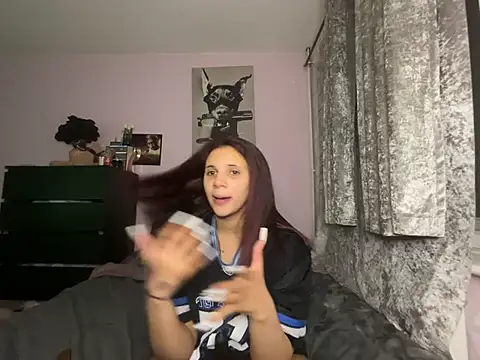 RavenNoirr Live XXX-Chat