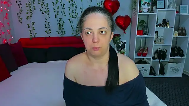 DarlingMilf Show in webcam