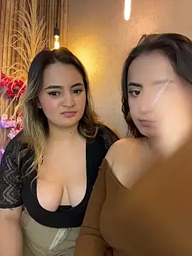 Antonella_Julieta 现场XXX聊天