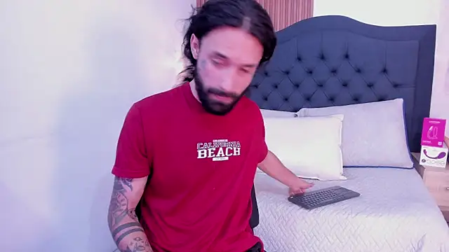 Hisoka_011 Live XXX-chat