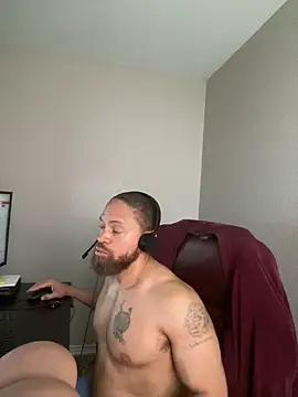 Fathero1time Chat XXX in diretta