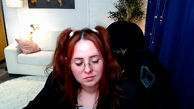 Chat +18 de Hennessy_bunny ao vivo