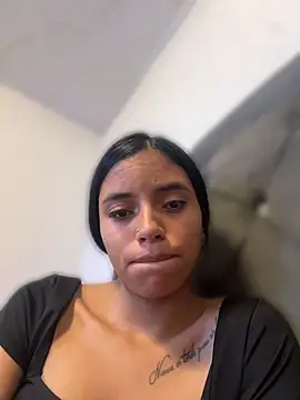 Chat +18 de CELESTE_-EC ao vivo