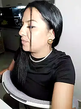 hot-babygirl Webcam show