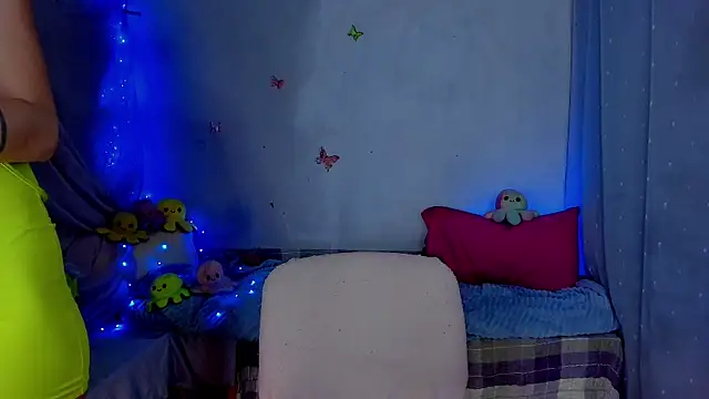 YourLizzyDoll Chat XXX live