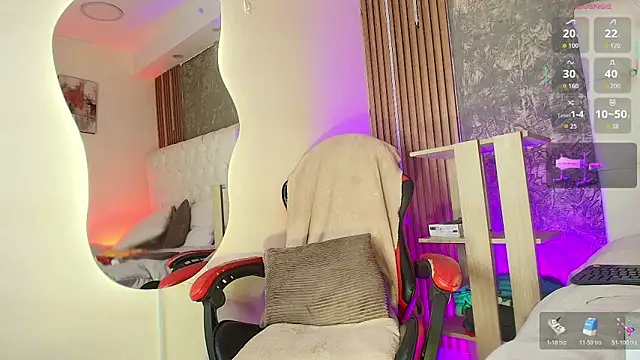 Онлайн чат XXX Tomy_Rox