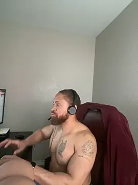 Fathero1time Chat XXX in diretta