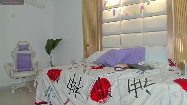 XXX chat uživo modela Taylor_Royal_