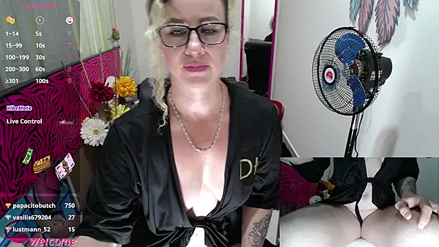 ViickySexyのライブXXXチャット