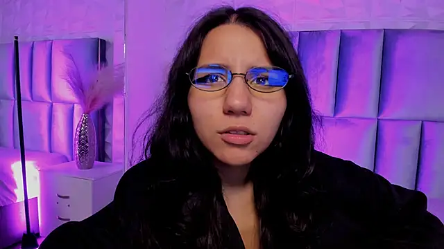 HollyPeach's Webcam Show