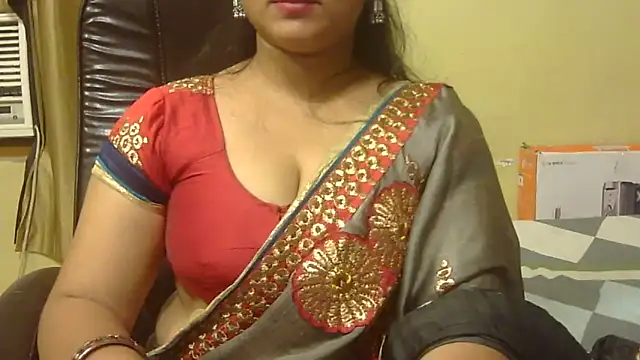 PUCHEJAAN live XXX chat