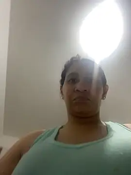 Chat XXX ao vivo de Carola-Ross