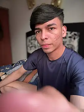 The_Conquer Adlı Modelin Canlı XXX Sohbeti