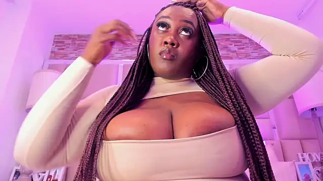 Chat XXX en directo de ShaniaBrownn