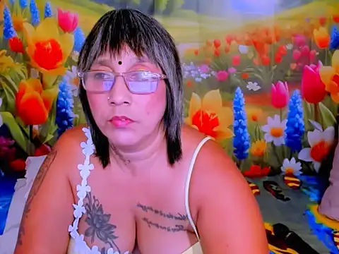 indianroxy: απευθείας σ υνομιλία ΧΧΧ