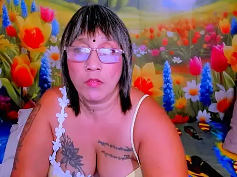 indianroxy 即時 XXX 聊天