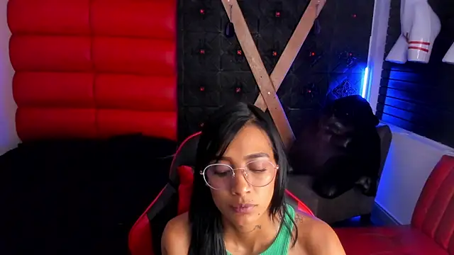 KarlaSlutSkinny__ 现场XXX聊天