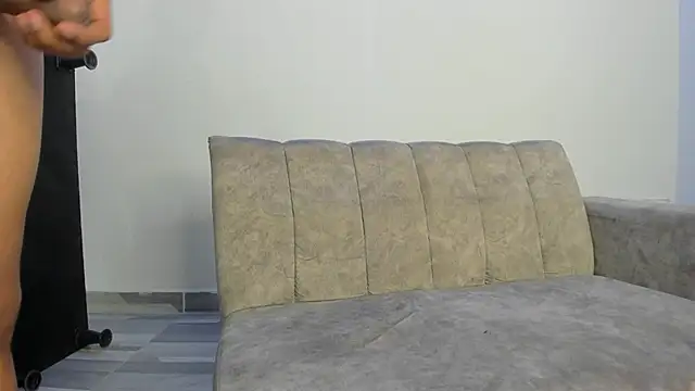 sexytitanxxx's Webcam Show