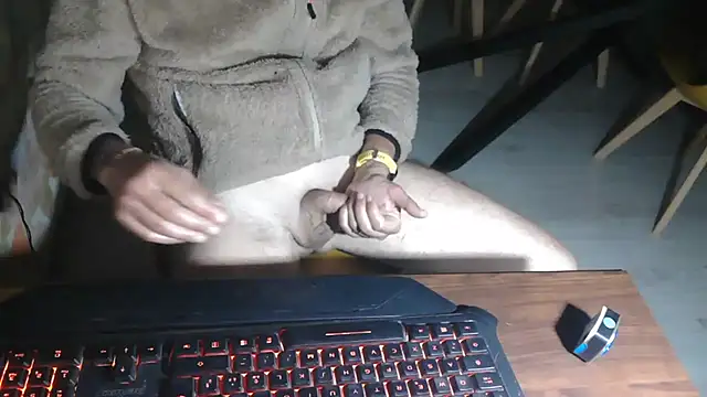 Adri_gard 웹캠 쇼