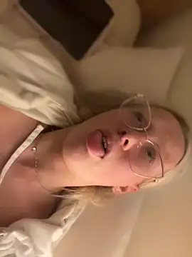 Вебкам-шоу LeniMaria