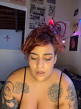 Živý XXX chat name_less_lulu