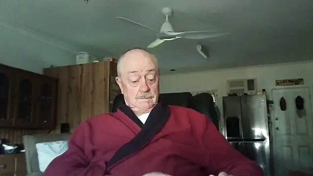 Онлайн чат XXX brnoxx