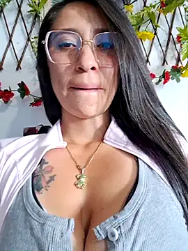 VALERY-94n Live XXX chat