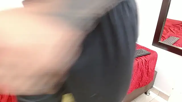 Show de GoldenDesireX_ na webcam