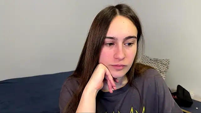 Chat XXX en directo de AliceKolltt