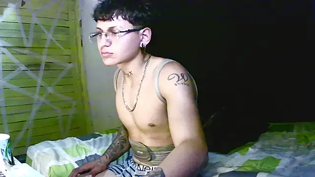 Ebebyjuan Chat XXX live